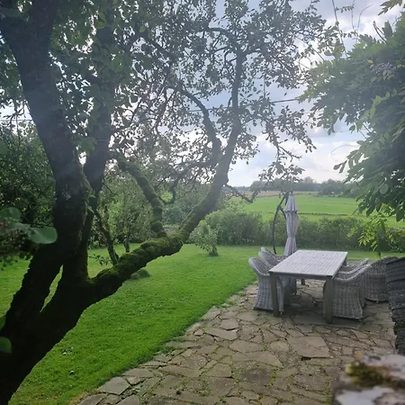 Tatil Evi Groot Authentiek En Charmante Woning, 250 Vierkante Meter, Panoramisch Vergezicht, Zonsondergang, Dicht Bij Dinant, Maredsous En Namen