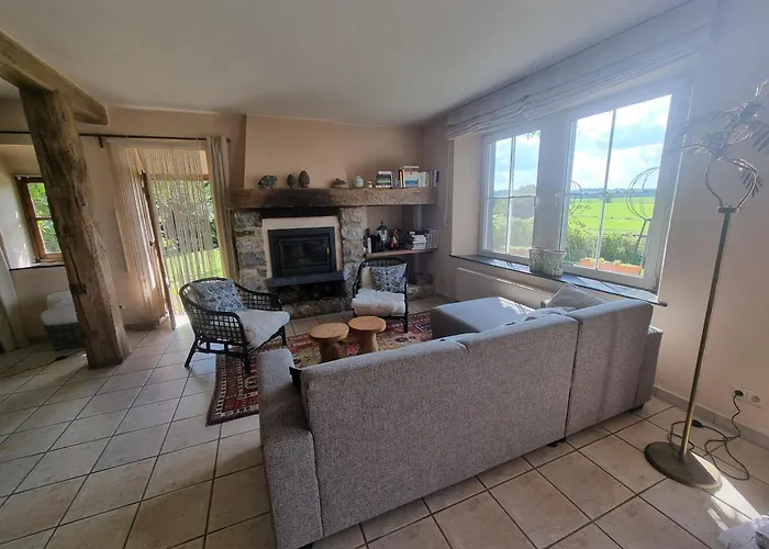 Groot Authentiek En Charmante Woning, 250 Vierkante Meter, Panoramisch Vergezicht, Zonsondergang, Dicht Bij Dinant, Maredsous En Namen Vakantiehuis *