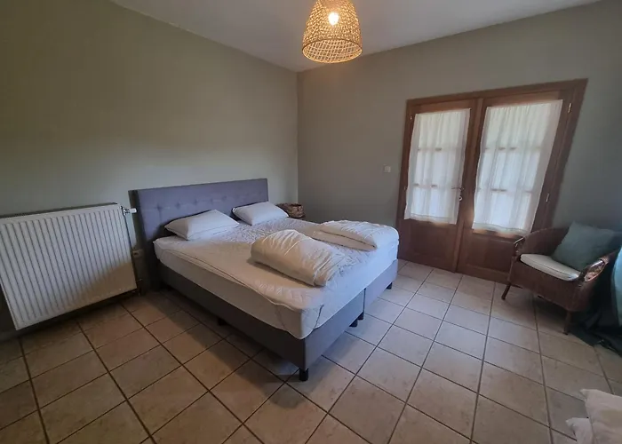 Groot Authentiek En Charmante Woning, 250 Vierkante Meter, Panoramisch Vergezicht, Zonsondergang, Dicht Bij Dinant, Maredsous En Namen Oret