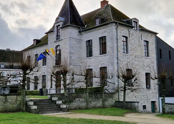 Groot Authentiek En Charmante Woning, 250 Vierkante Meter, Panoramisch Vergezicht, Zonsondergang, Dicht Bij Dinant, Maredsous En Namen Oret