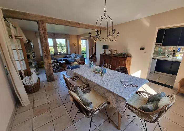 Groot Authentiek En Charmante Woning, 250 Vierkante Meter, Panoramisch Vergezicht, Zonsondergang, Dicht Bij Dinant, Maredsous En Namen * Oret